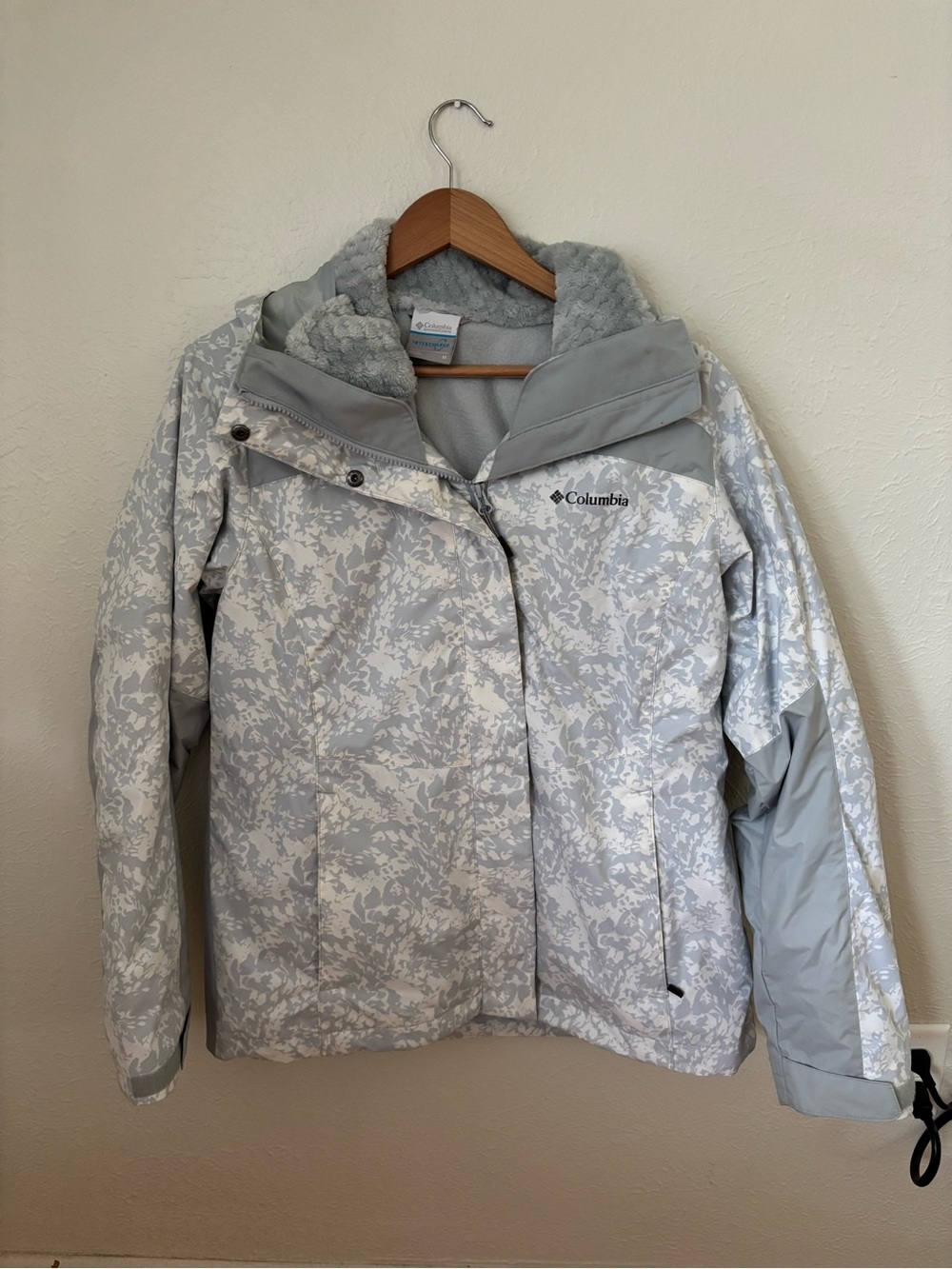 Columbia Interchange Coat.  Never Worn